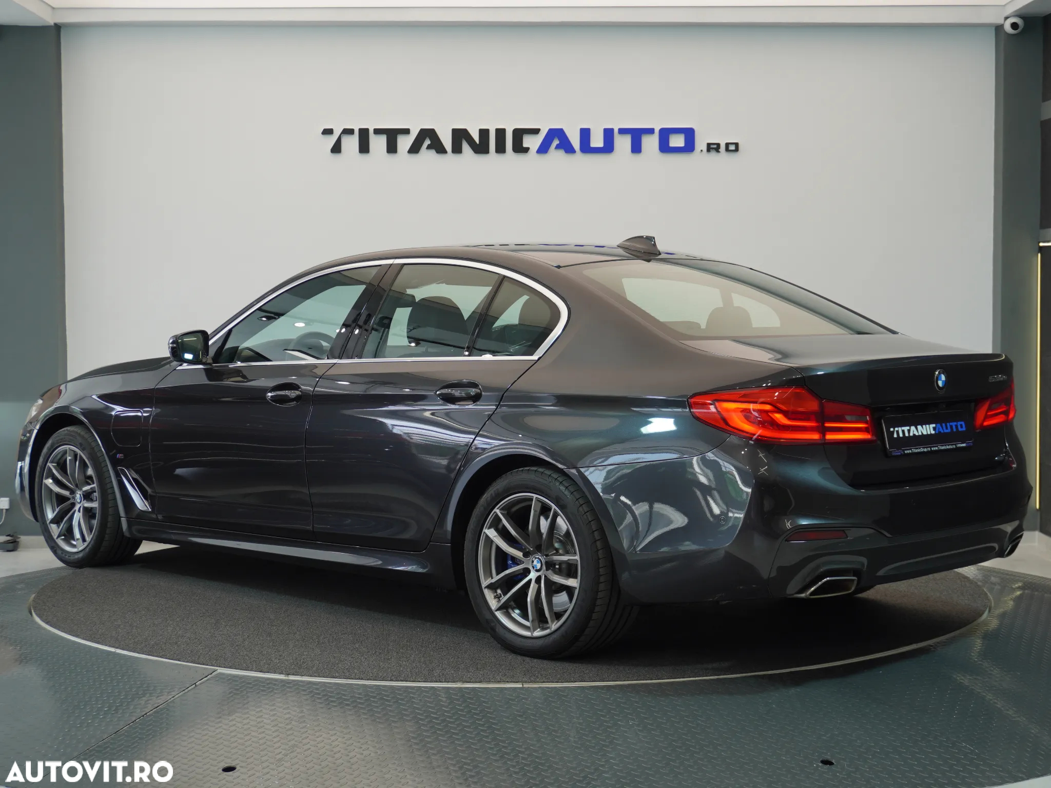 BMW Seria 5 530e - 3