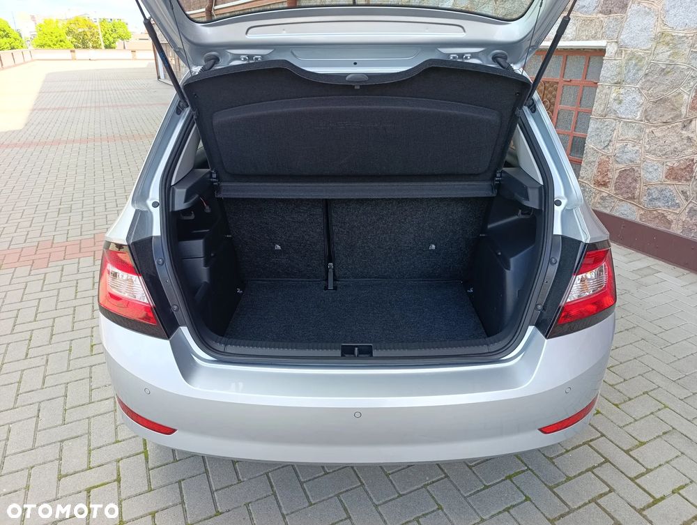 Skoda Fabia 1.0 TSI Ambition - 33