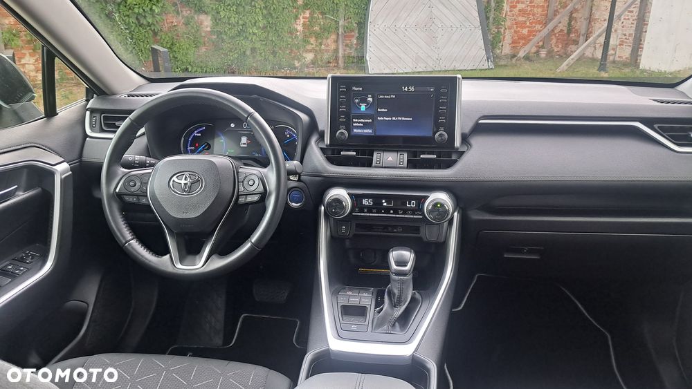 Toyota RAV4 - 10