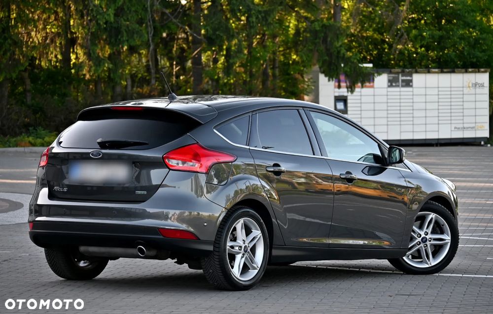 Ford Focus 1.5 EcoBoost Titanium - 13