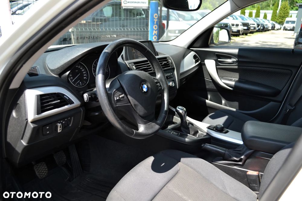 BMW Seria 1 118i Sport Line - 8