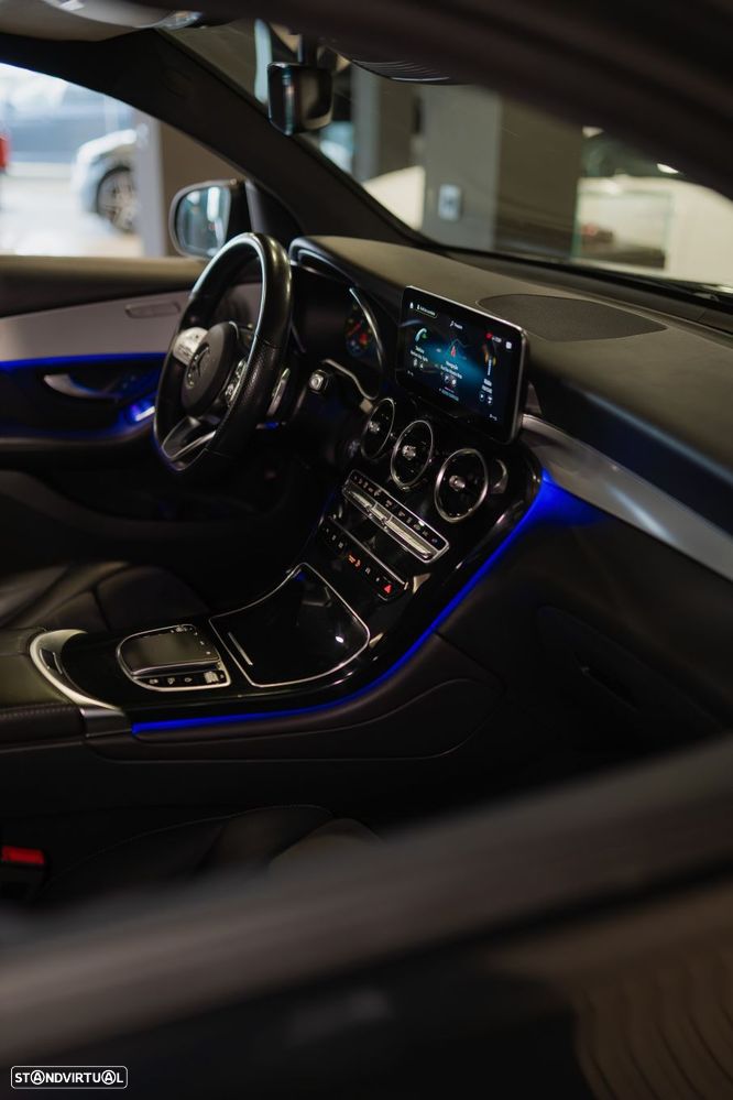 Mercedes-Benz GLC 300 de Coupe 4Matic 9G-TRONIC AMG Line - 25
