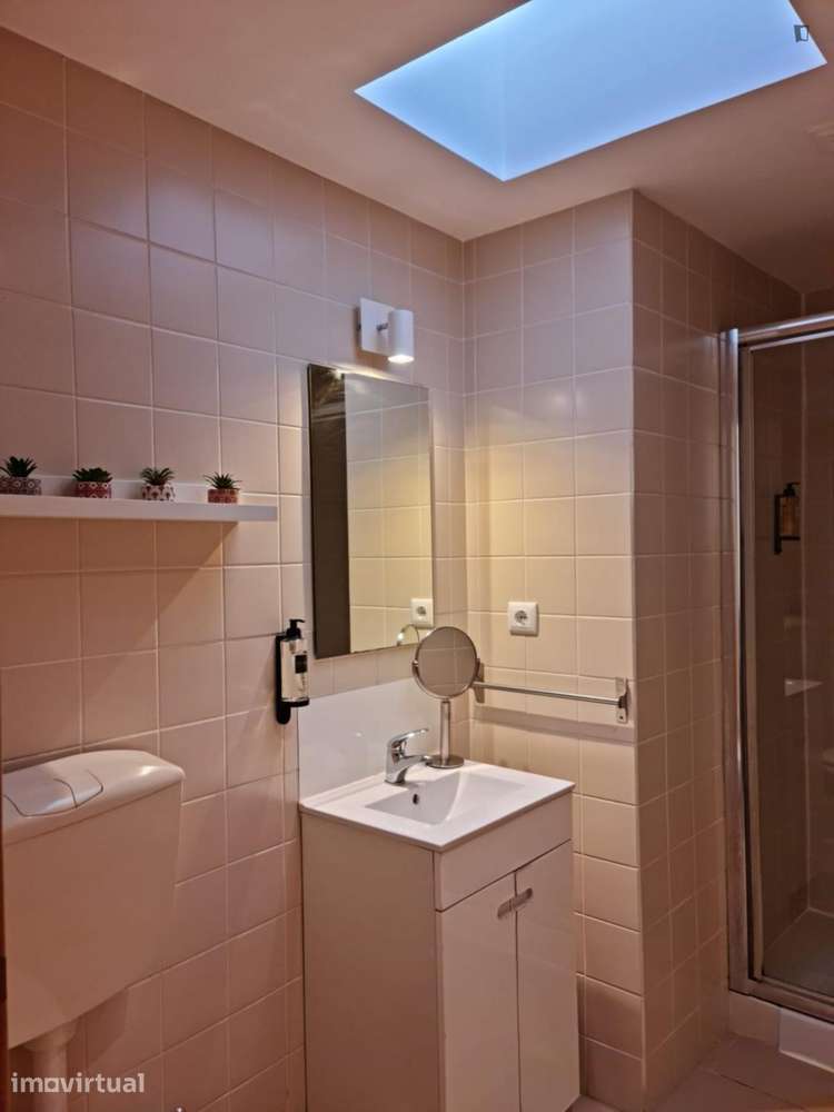 Casa com 1 quartos - localizado em Alta Universitária Coimbra - Grande imagem: 2/11
