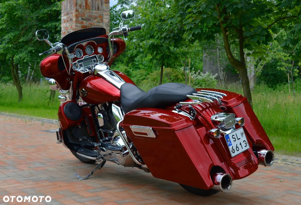 Harley-Davidson FLHTCU Ultra - 4