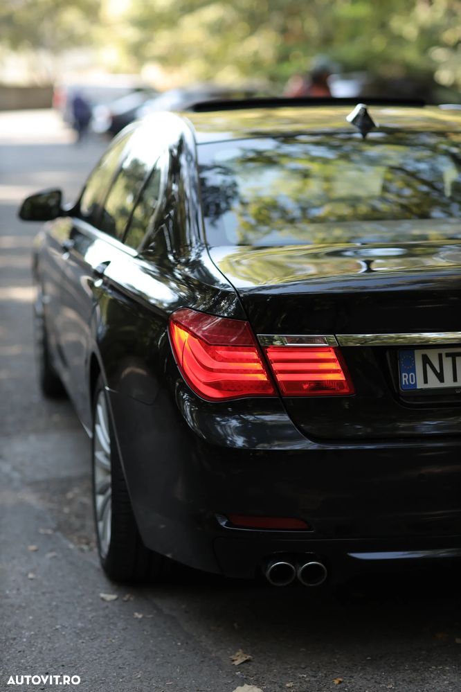 BMW 7 Series 2011 — imagine 5