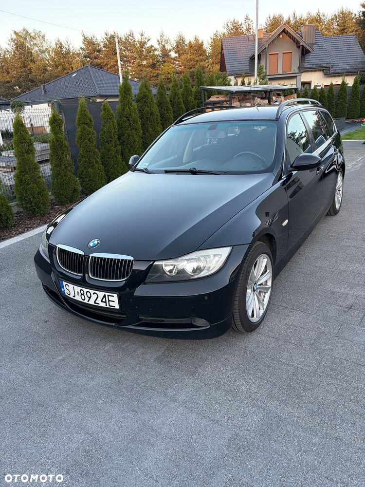 BMW Seria 3 325i - 2