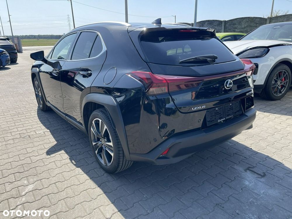 Lexus UX 300h Elegance - 2