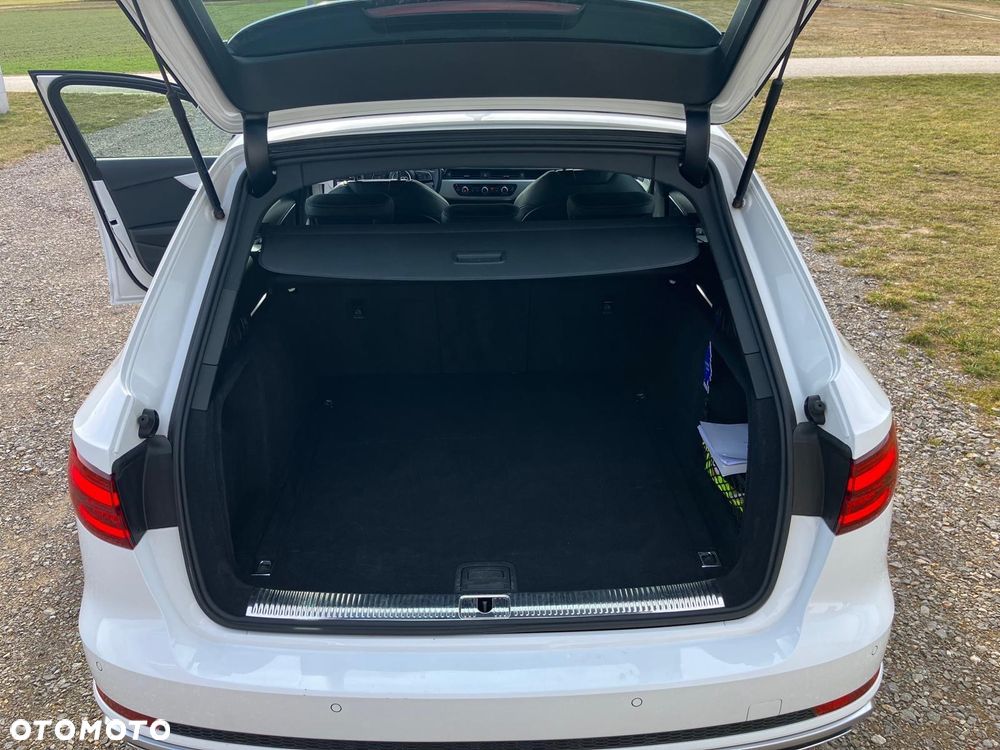 Audi A4 ver-avant-40-tdi-s-tronic-s-line - 14
