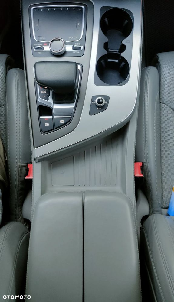 Audi Q7 - 13
