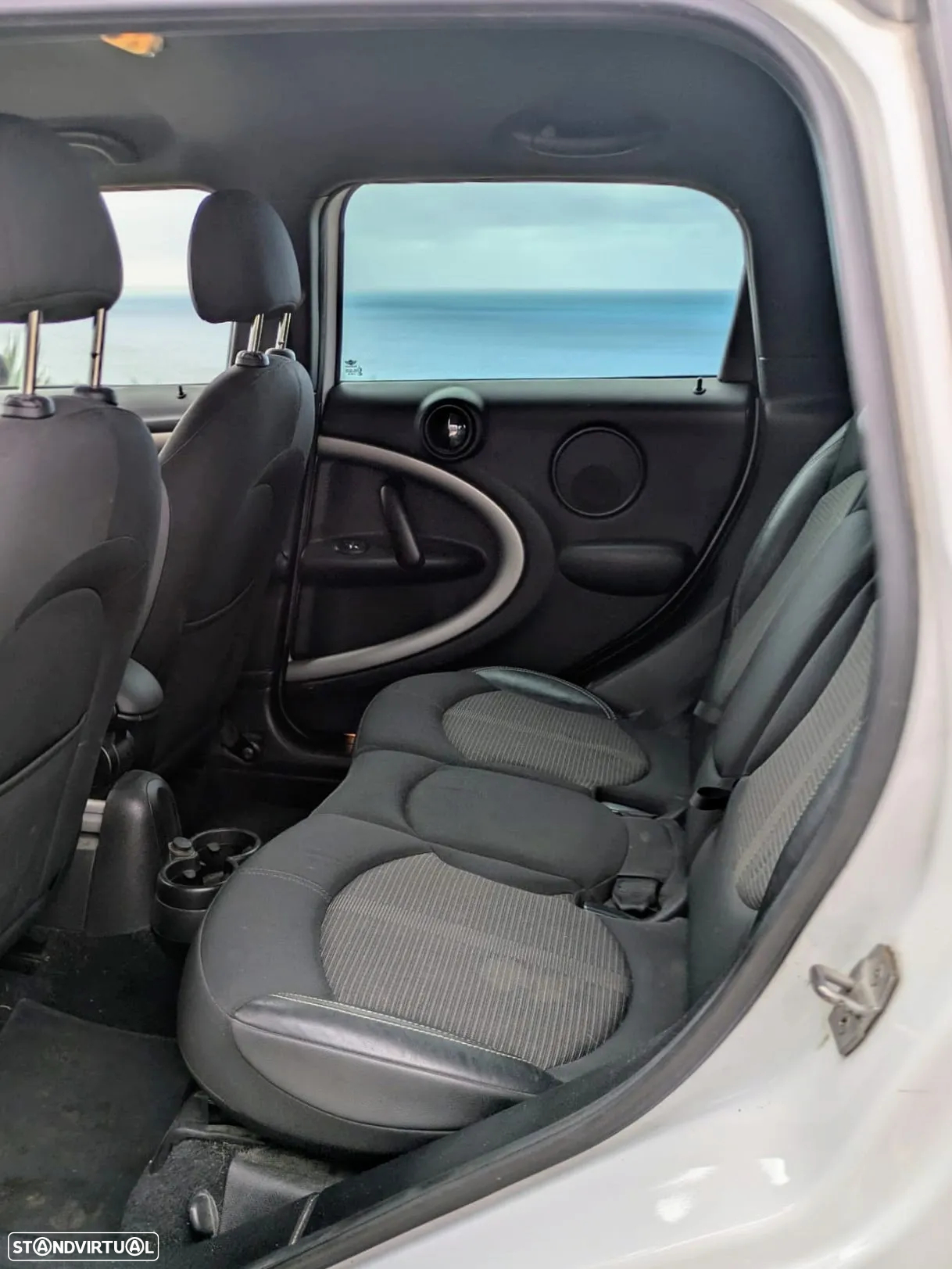 MINI Countryman Cooper D - 16