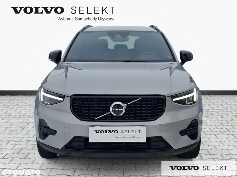 Volvo XC 40 - 5