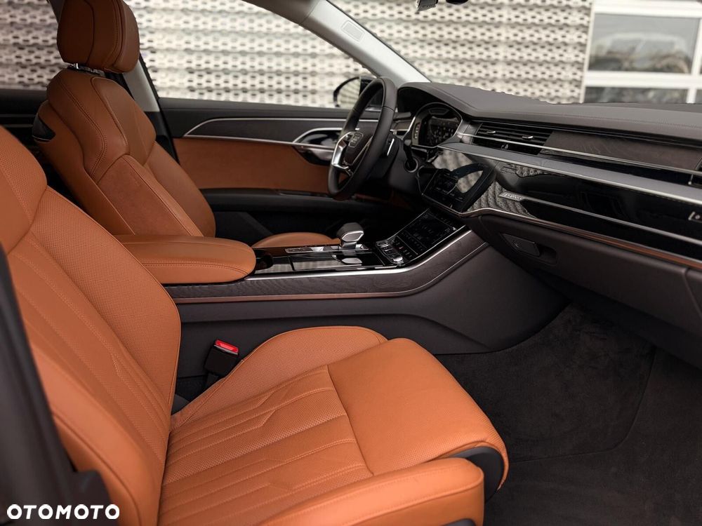 Audi A8 - 26