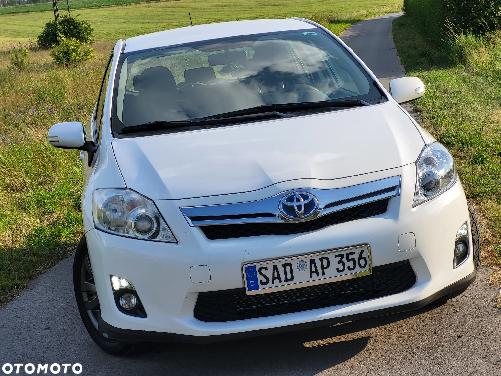 Toyota Auris 1.8 HSD Prestige NAVI - 4
