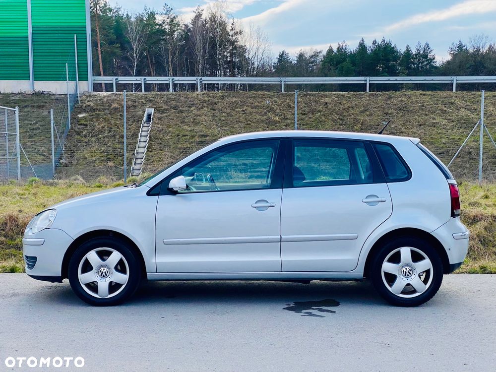 Volkswagen Polo 1.4 Comfortline - 21