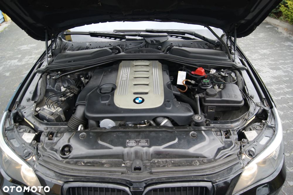 BMW Seria 5 525d Edition Sport - 5