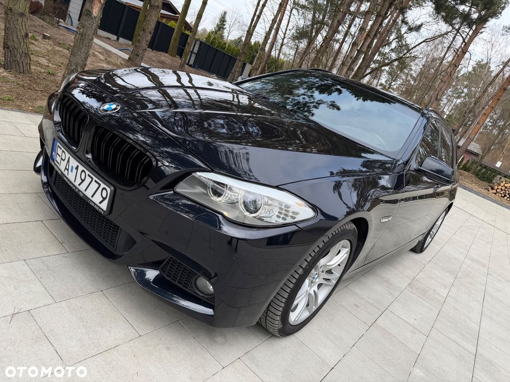 BMW Seria 5 525d - 23