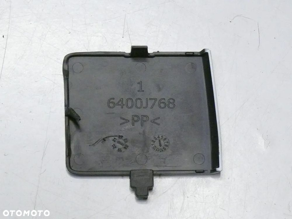 ZAŚLEPKA HAKA MITSUBISHI SPACE STAR 2020 - 2