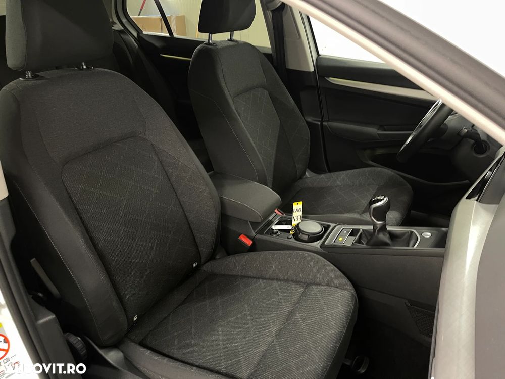 Volkswagen Golf 1.0 TSI Life - 10