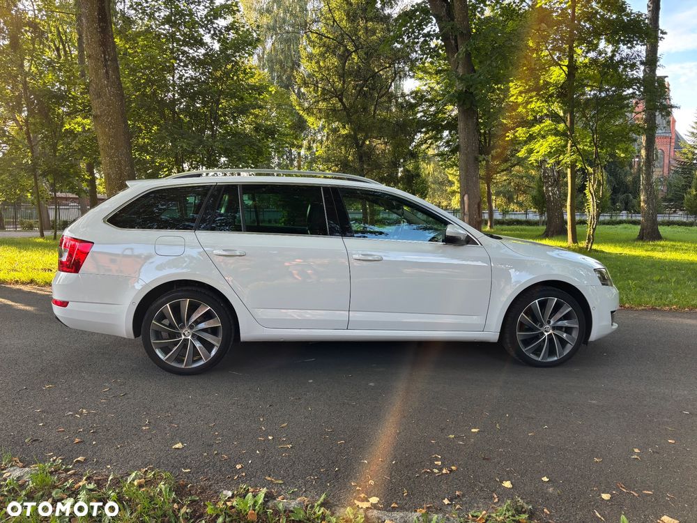 Skoda Octavia 2.0 TDI 4x4 L&K DSG - 8