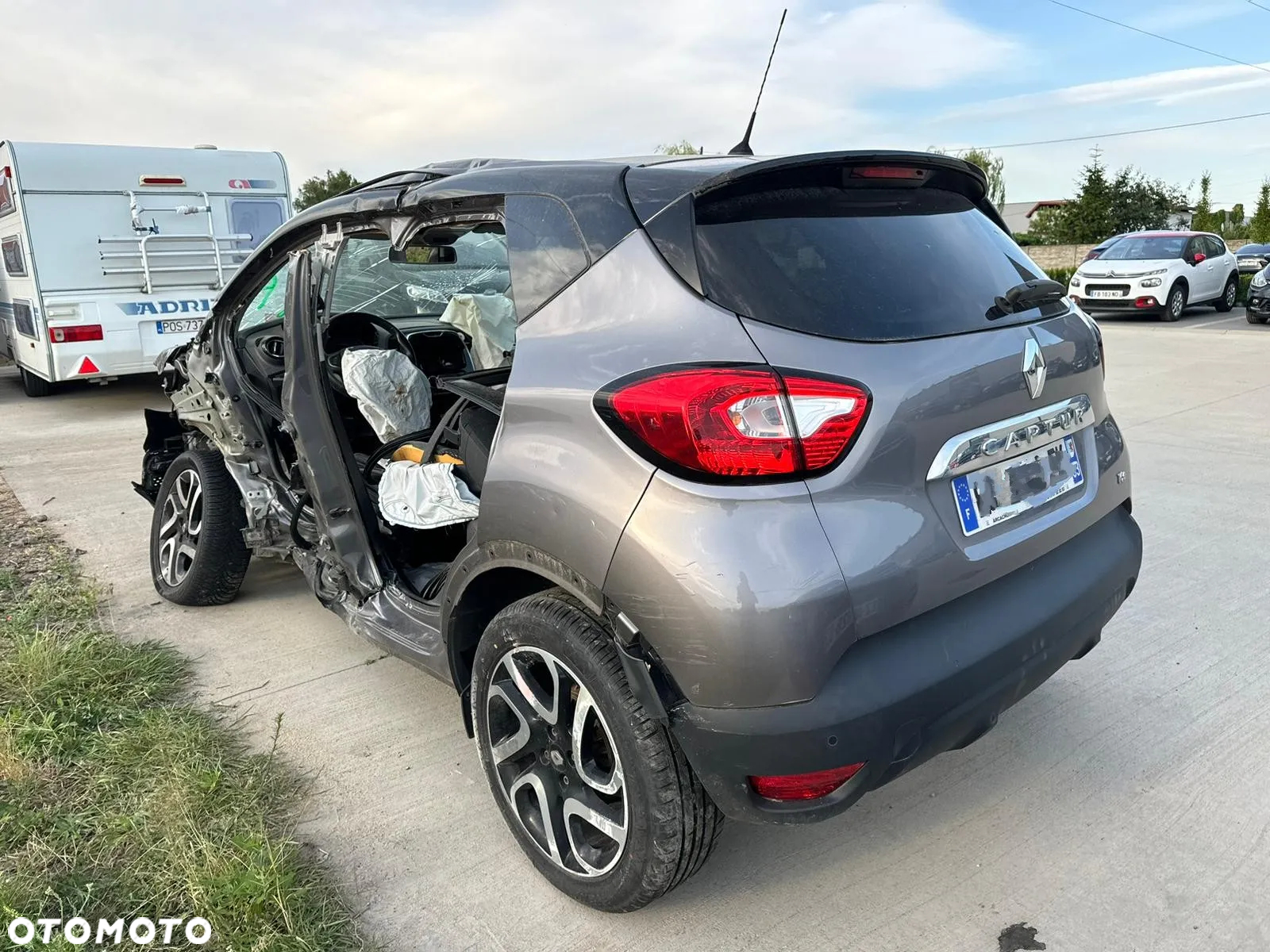 Renault Captur - 3
