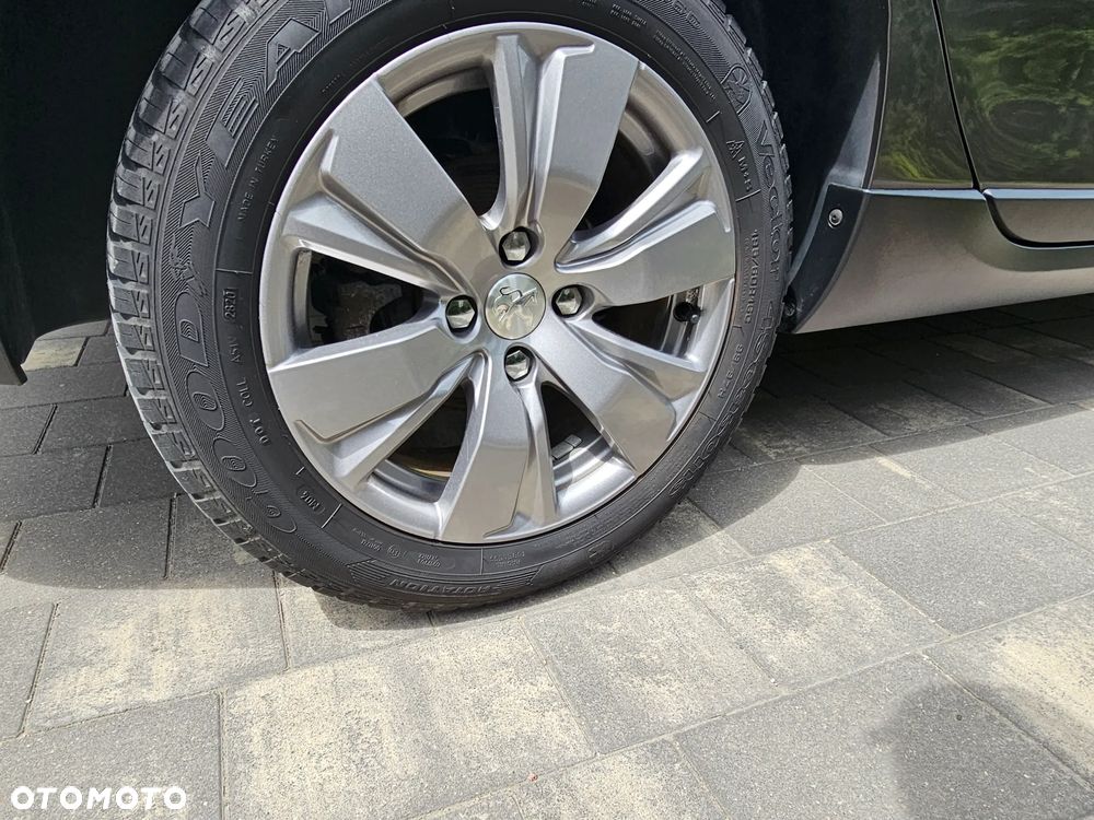 Peugeot 2008 PureTech 82 Style - 15