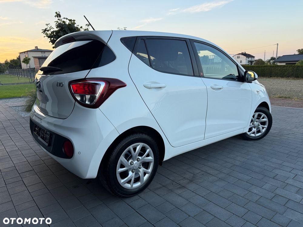 Hyundai i10 - 12