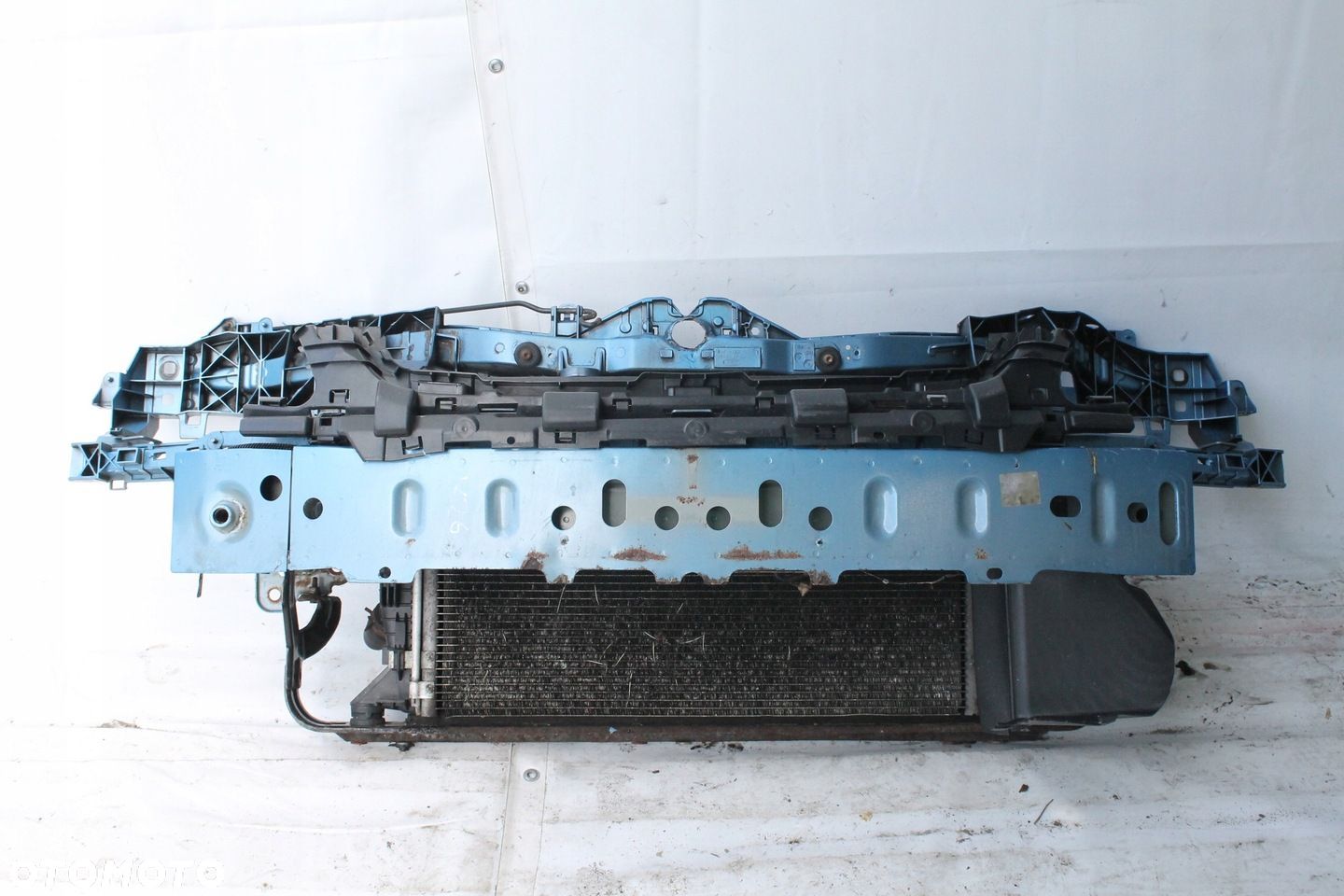 PAS PRZEDNI WZMOCNIENIE CHŁODNICE FORD FOCUS MK2 LIFT 2007R- 1.6 B - 1