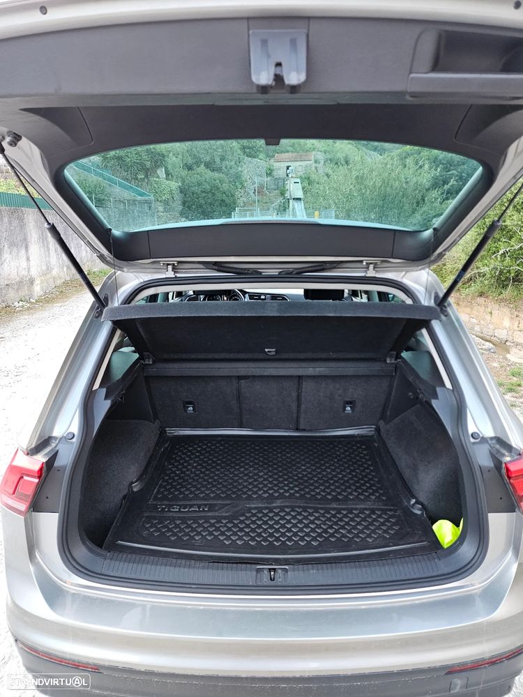 VW Tiguan 2.0 TDI Confortline - 16