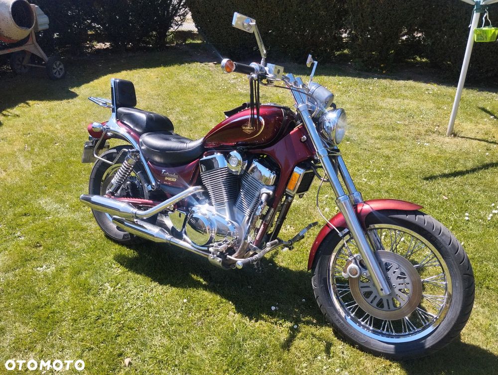 Suzuki Intruder - 2
