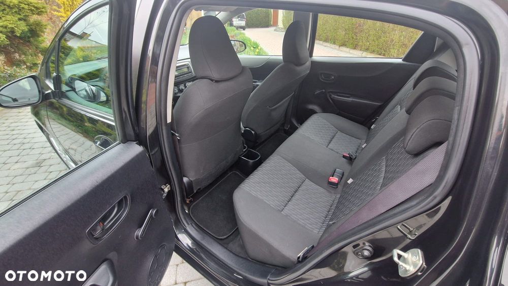 Toyota Yaris 1.4 D-4D - 13