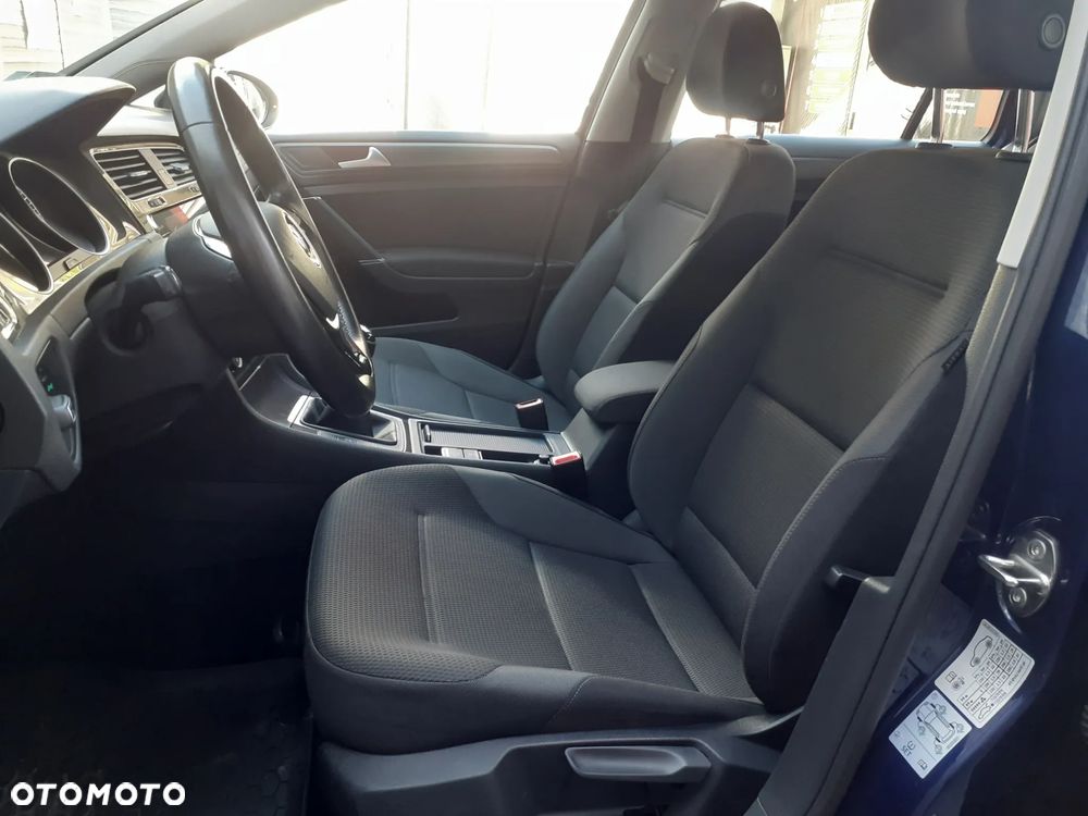Volkswagen Golf 1.5 TSI BMT Comfortline - 18