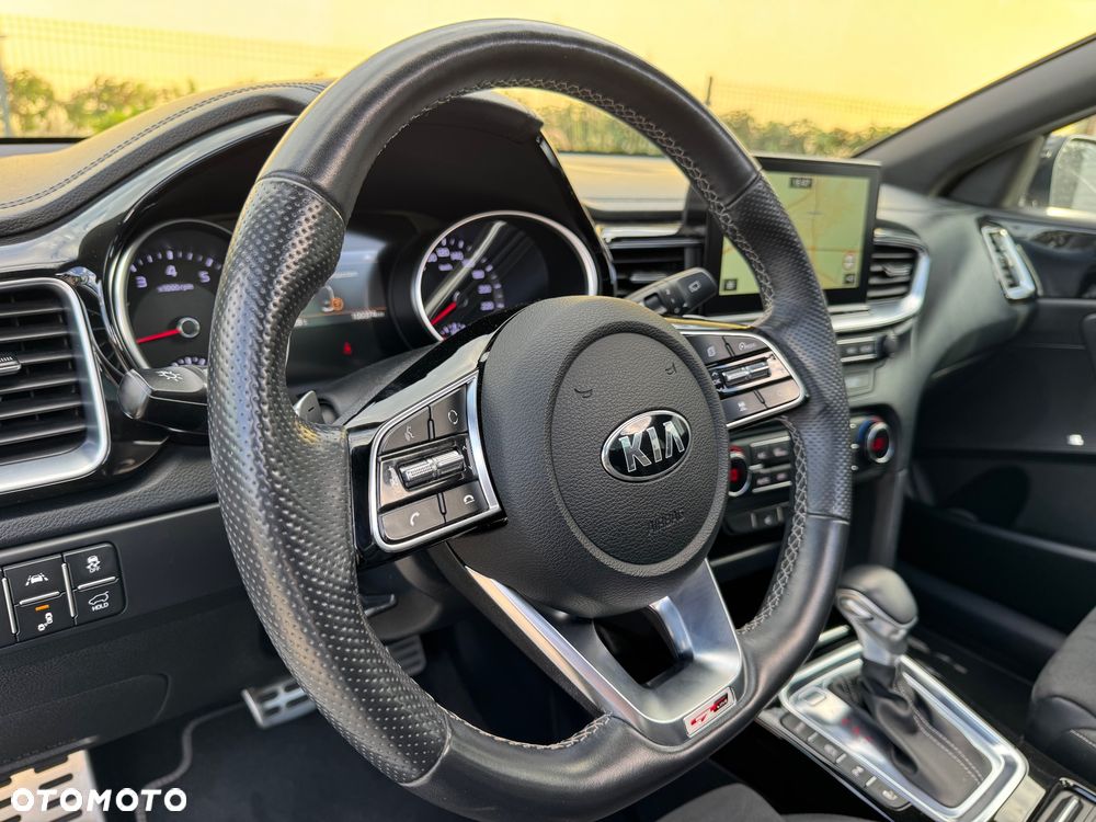 Kia ProCeed - 21