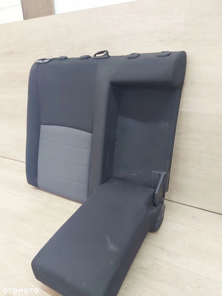 Toyota Avensis T27 LIFT T29 kanapa tył oparcie prawe SEDAN 14-18r - 2