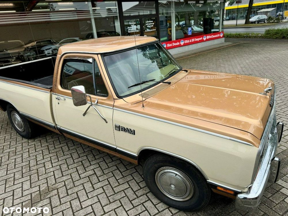 Dodge RAM - 37