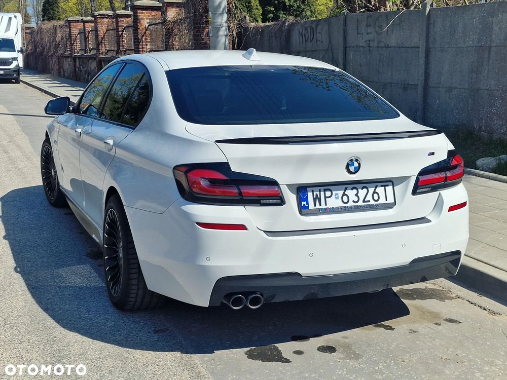 BMW Seria 5 530d xDrive - 4