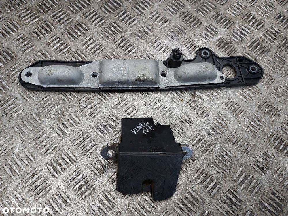 ZAMEK KLAPY BAGAŻNIKA + KLAMKA VOLKSWAGEN PASSAT B6 KOMBI 1K6827505C - 3