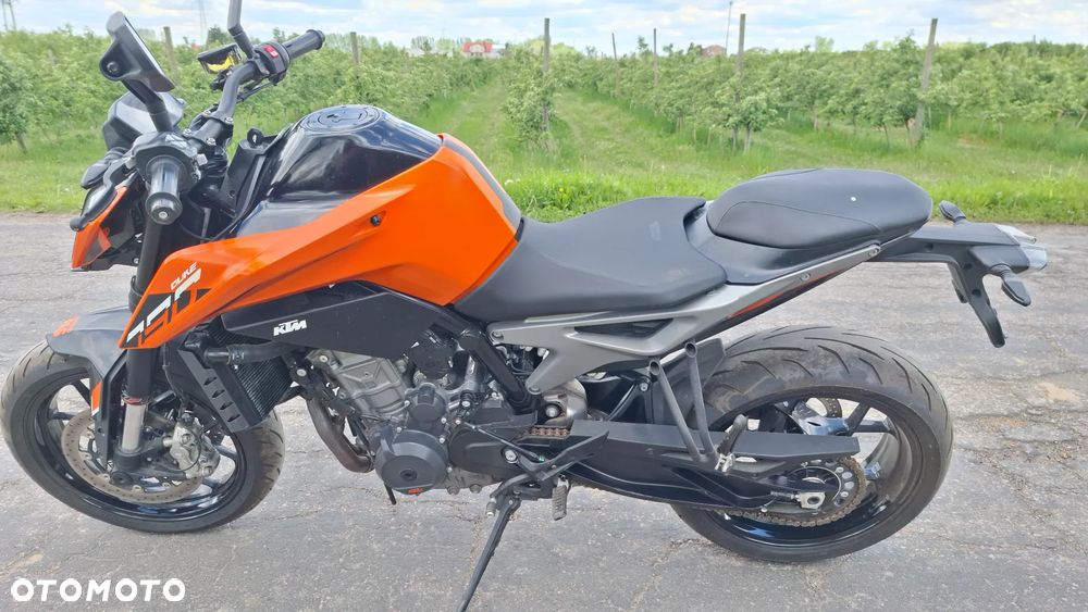 KTM Duke 790 - 8