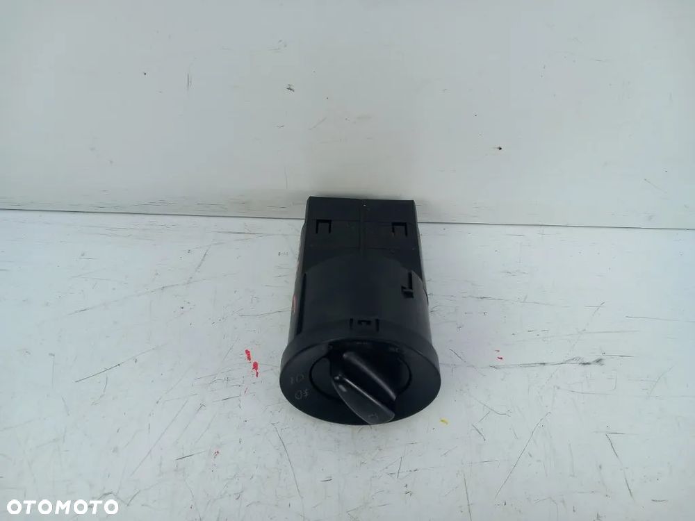 Przełącznik Włącznik Świateł Skoda Fabia II 2013r 1U0941531D - 2