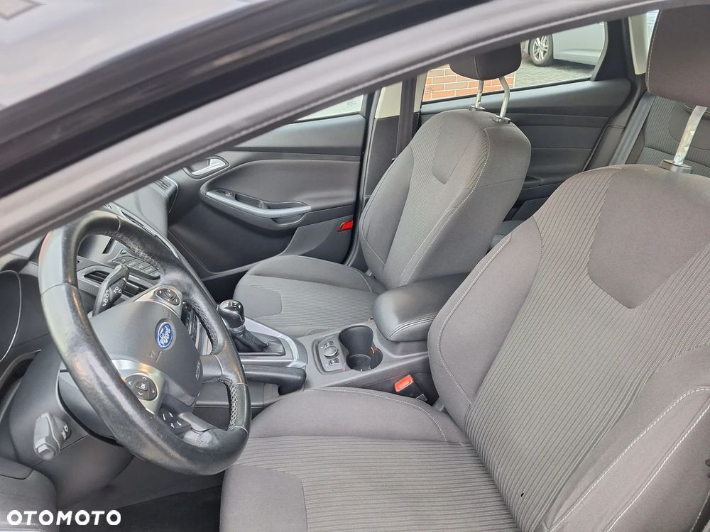 Ford Focus - 12