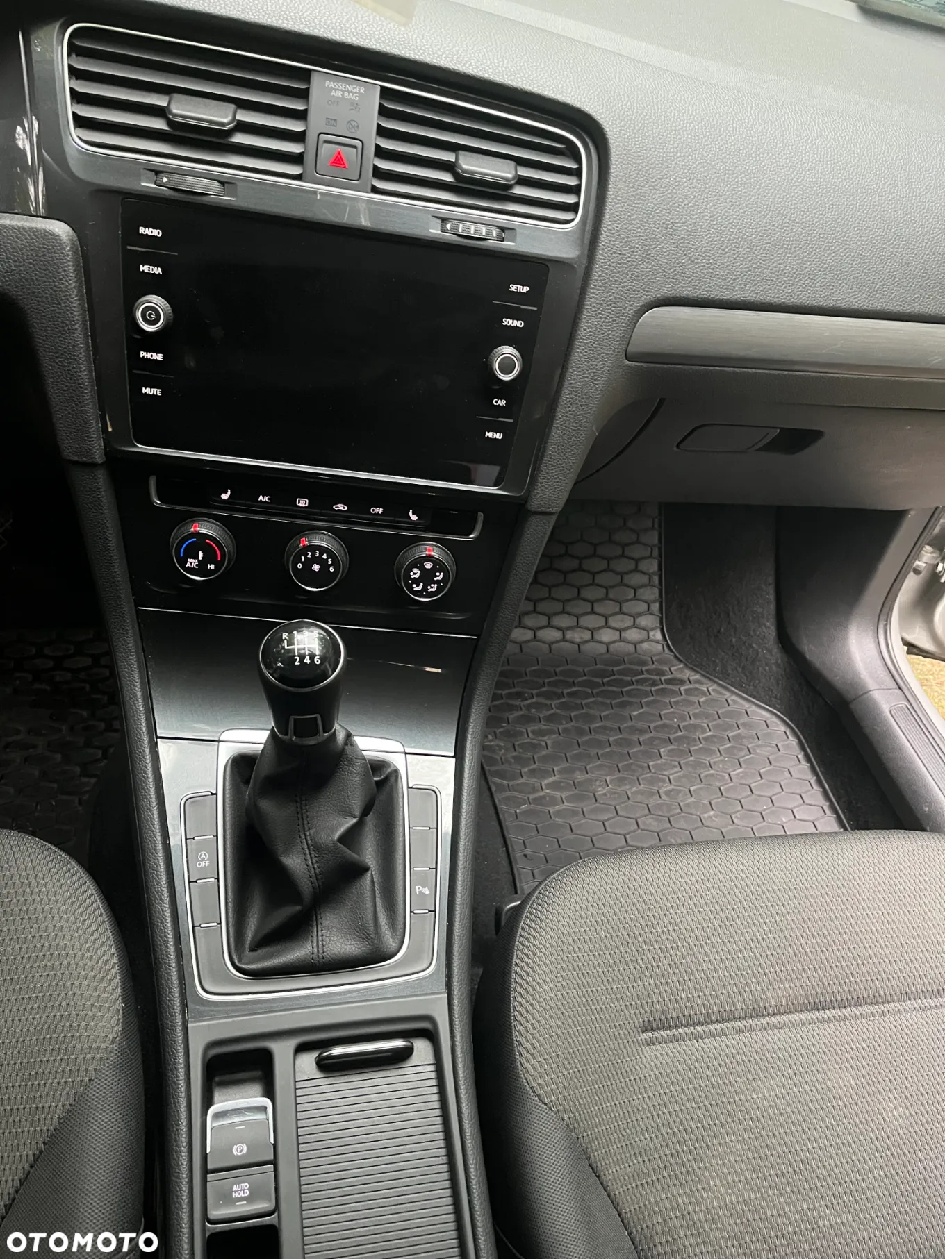 Volkswagen Golf VII 1.5 TSI BMT Evo Comfortline - 10