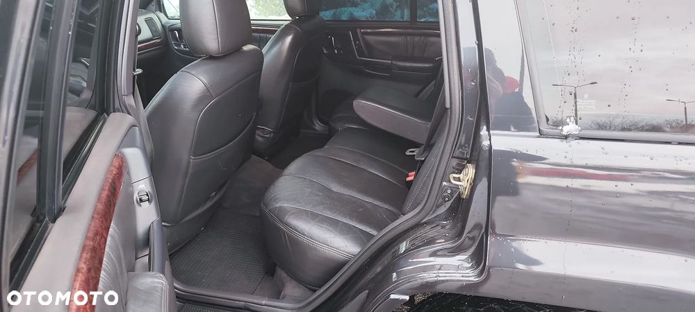 Jeep Grand Cherokee - 4