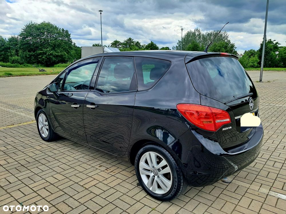 Opel Meriva 1.4 T Edition 150 S&S - 4