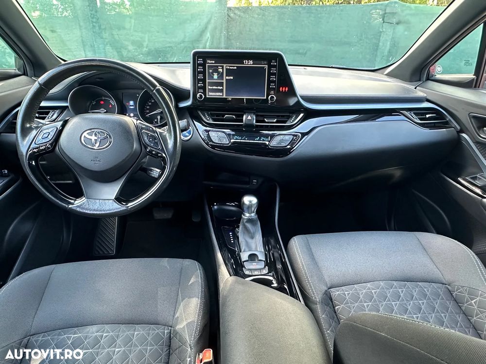 Toyota C-HR Hybrid Business-Edition - 19