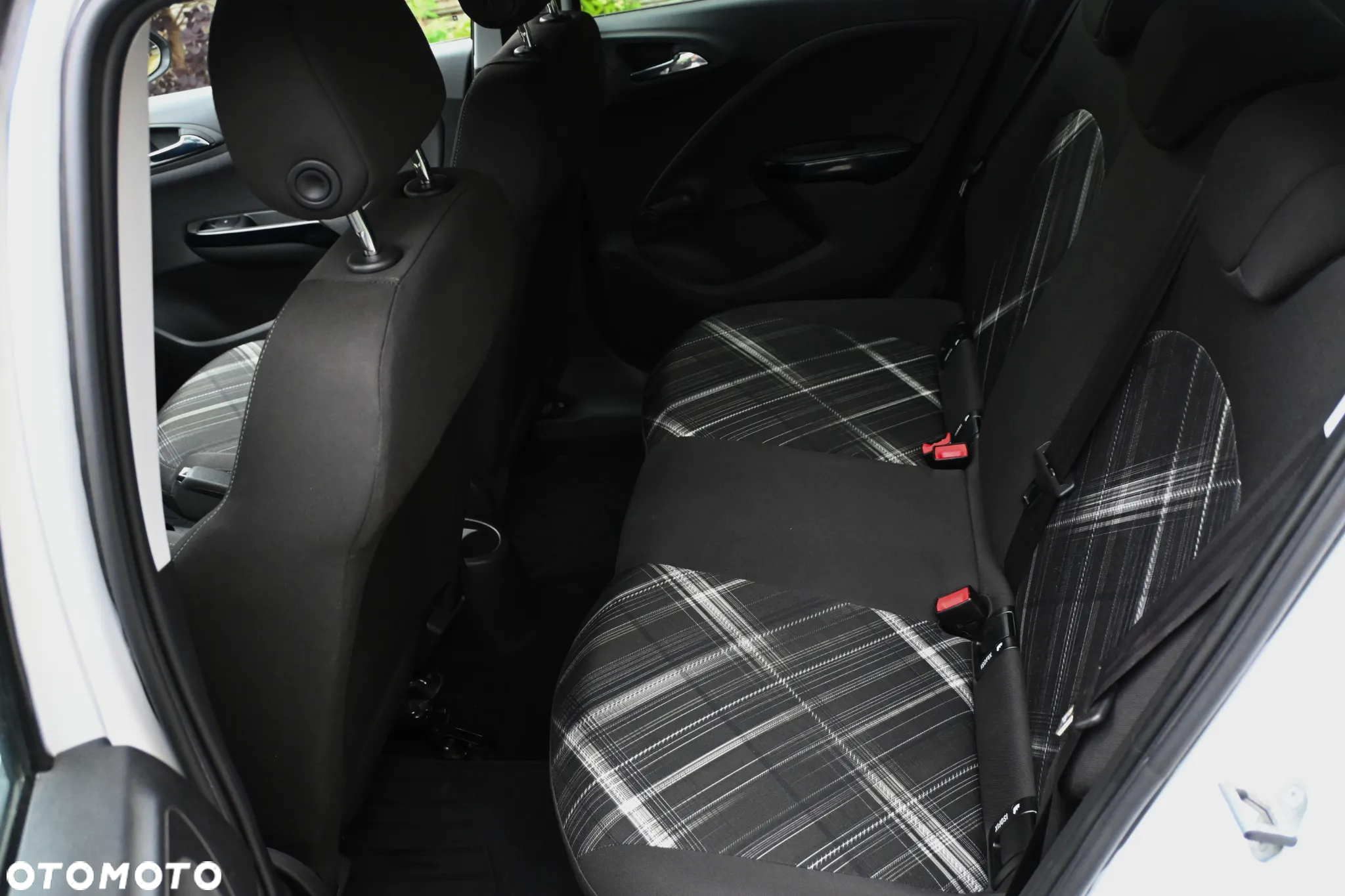 Opel Corsa 1.4 Color Edition S&S - 16