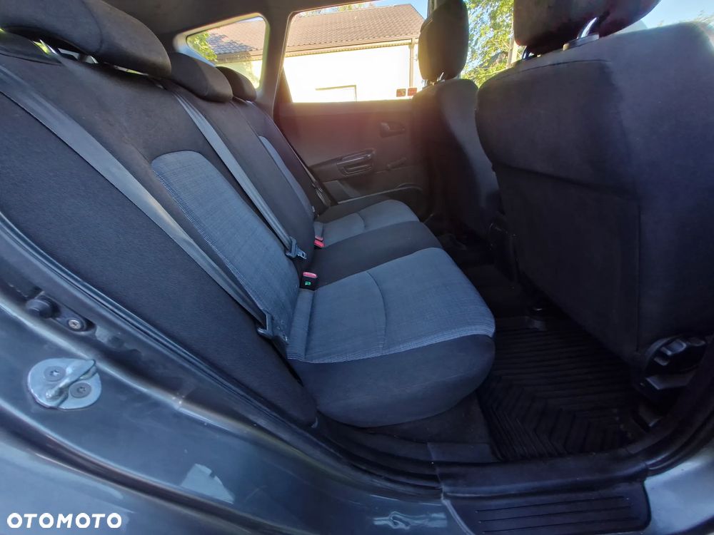 Kia Ceed 1.6 Comfort - 10