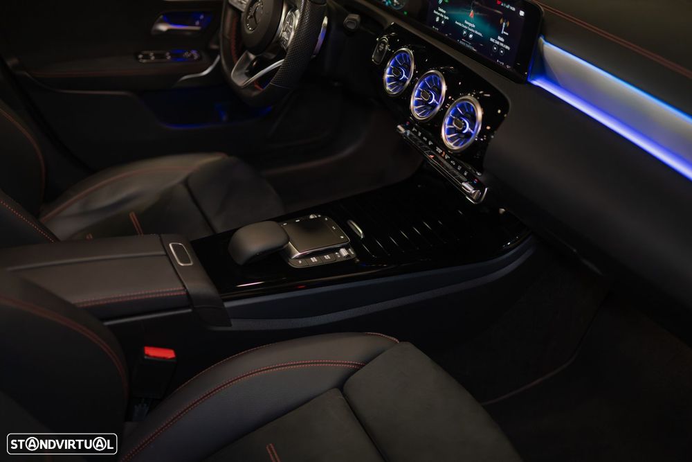 Mercedes-Benz CLA 250 e Shooting Brake AMG Line - 28