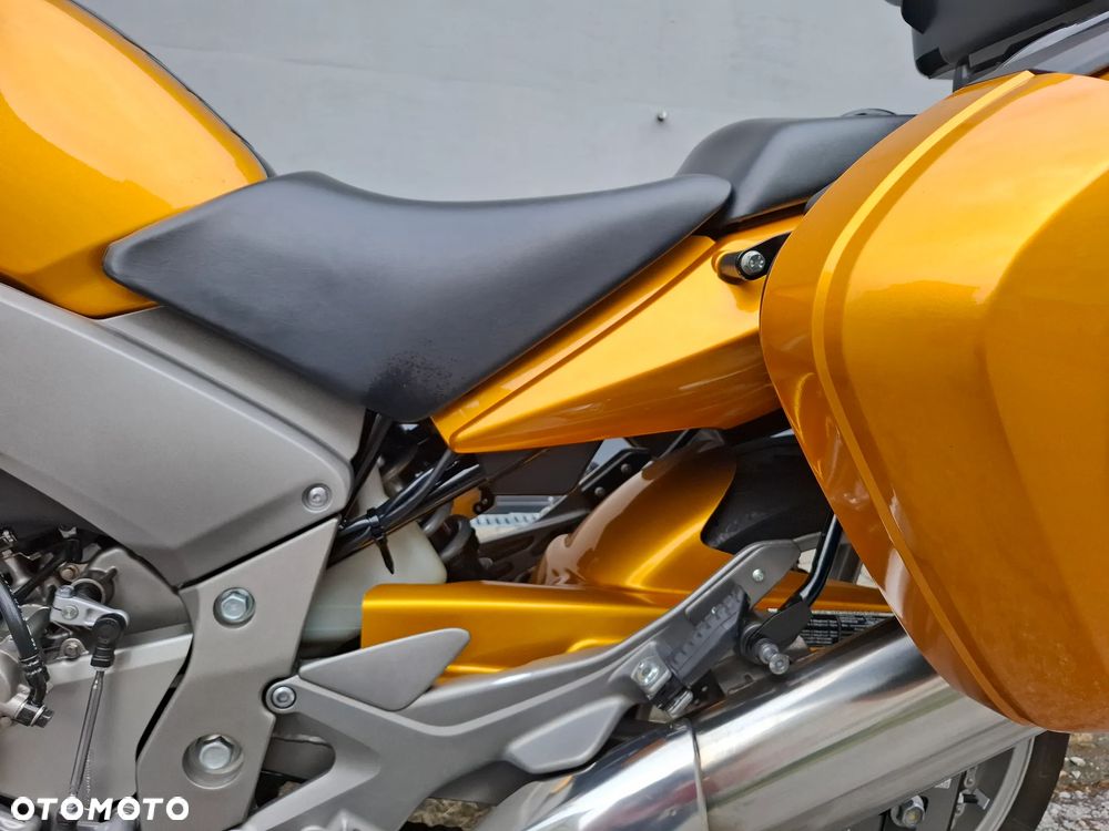 Honda CBF - 34