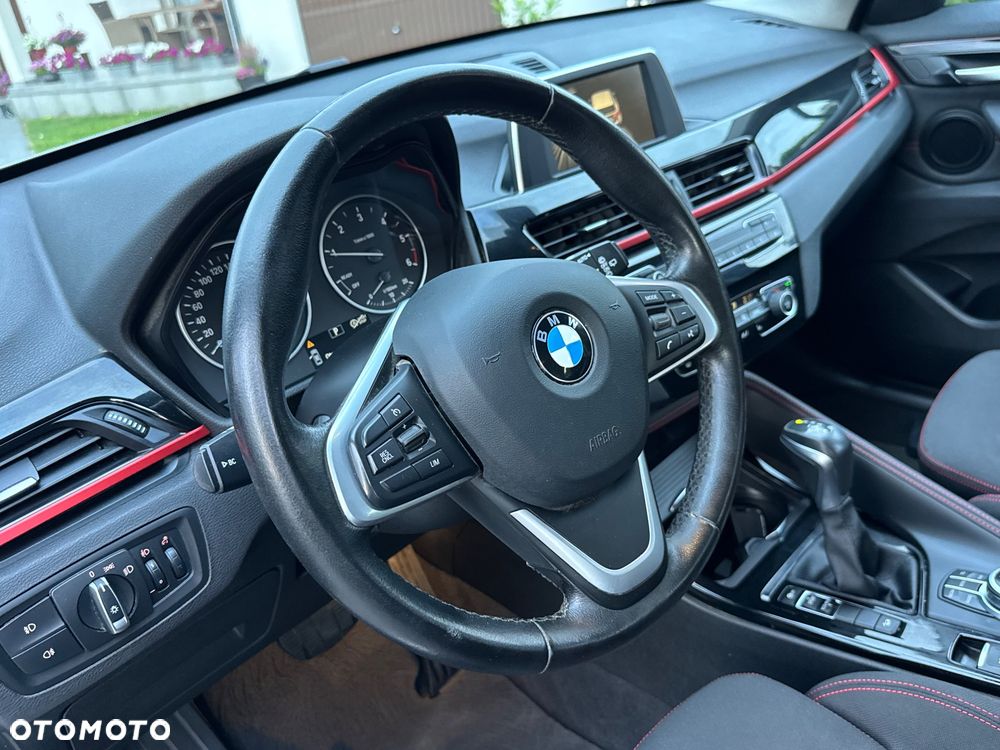 BMW X1 xDrive18d Sport Line - 40