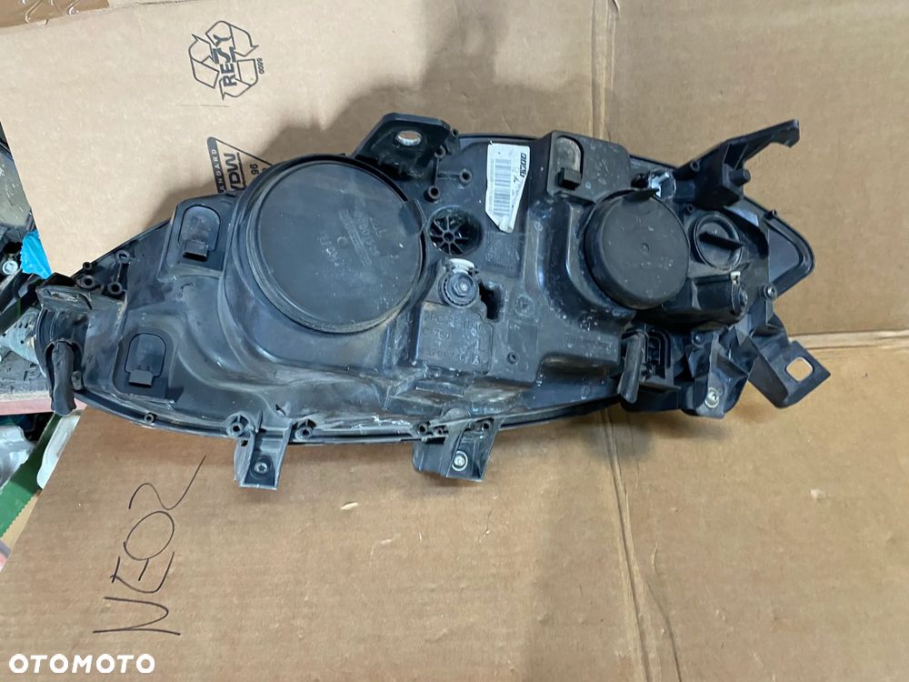 lampa bravo II lift prawa eu cała - 3