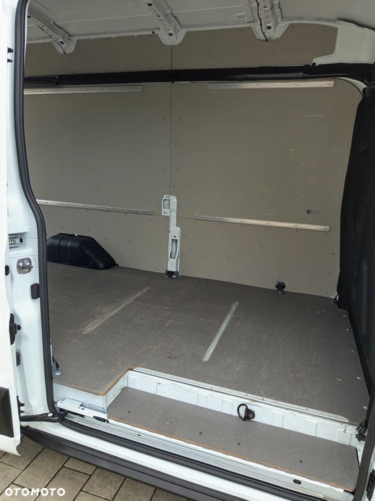 Ford transit - 18